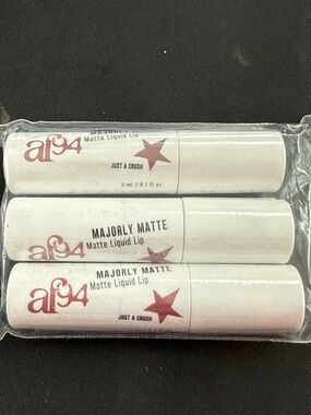 AF94 Majorly Matte Liquid Lip